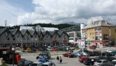 HAPŠENJE NA ŽABLJAKU:Pištoljem pretio paru u kolima