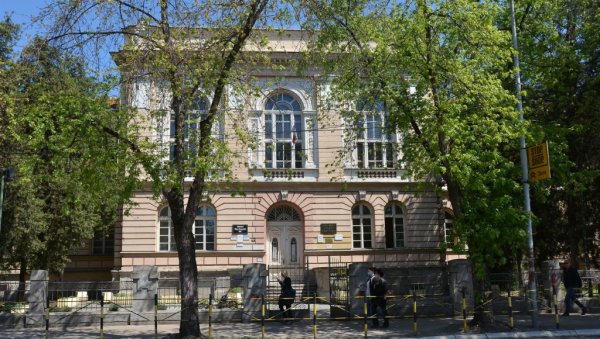 ДВОЈИЦА СТЕВАНА ЗАДУЖИЛА НИШ: Фотографија у Првој нишкој гимназији сведочи о заједничком раду духовних горостаса у центру југа Србије ДВОЈИЦА СТЕВАНА ЗАДУЖИЛА НИШ: Фотографија у Првој нишкој гимназији сведочи о заједничком раду духовних горостаса у центру југа Србије