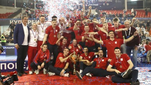 POTAJNO SMO SE NADALI... Odbojkaši Vojvodine osvojili već drugi trofej ove sezone POTAJNO SMO SE NADALI... Odbojkaši Vojvodine osvojili već drugi trofej ove sezone