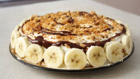 BANANA KOLAČ: Kremast i sočan BANANA KOLAČ: Kremast i sočan