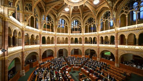 ПАРЛАМЕНТ ПОДРЖАО ПРЕДЛОГ ВЛАДЕ: Посланици гласали да се Мађарска повуче из Међународног кривичног суда