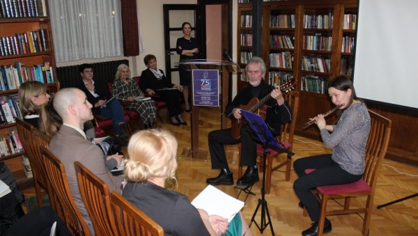 ВЕЛИКИ ЈУБИЛЕЈ ХРАМА КЊИГЕ: Народна библиотека у Апатину обележила 75 година од оснивања ВЕЛИКИ ЈУБИЛЕЈ ХРАМА КЊИГЕ: Народна библиотека у Апатину обележила 75 година од оснивања
