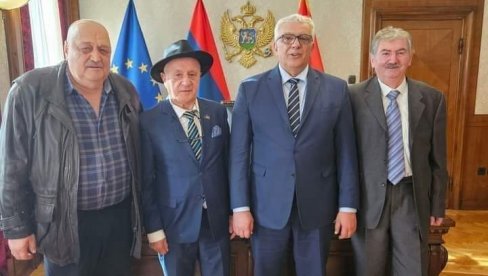 UVO ZA UVO U VRANEŠU! Rezolucija o genocidu nad Srbima odgovor na predlog Rezolucije o genocidu u Šahovićima 1924. UVO ZA UVO U VRANEŠU! Rezolucija o genocidu nad Srbima odgovor na predlog Rezolucije o genocidu u Šahovićima 1924.