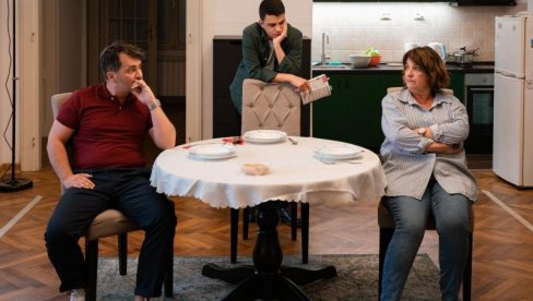 ДВА ПОЗОРИШНА ЈУБИЛЕЈА: Народно позориште Пирот ове године обележава осам деценија постојања и 135 година театарског живота ДВА ПОЗОРИШНА ЈУБИЛЕЈА: Народно позориште Пирот ове године обележава осам деценија постојања и 135 година театарског живота