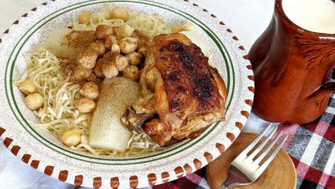 SPREMA SE TRADICIONALNO U ALŽIRU: Jerišni pilav - Rešta, sigurno će vam se dopasti SPREMA SE TRADICIONALNO U ALŽIRU: Jerišni pilav - Rešta, sigurno će vam se dopasti