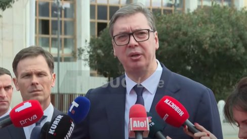 VUČIĆ: Ukrajina je jedna od retkih zemalja koja može da govori o teritorijalnom integritetu