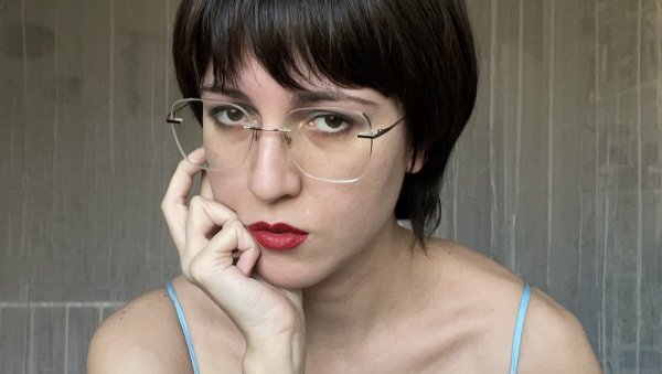 ИМЕ У ПЕПЕЛУ НАЈБОЉА ДРАМА: Нина Плавањац победница Позорја ИМЕ У ПЕПЕЛУ НАЈБОЉА ДРАМА: Нина Плавањац победница Позорја