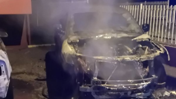 НОВИ ИНЦИДЕНТ У БЕРАНАМА: Запаљен аутомобил судском извршитељу
