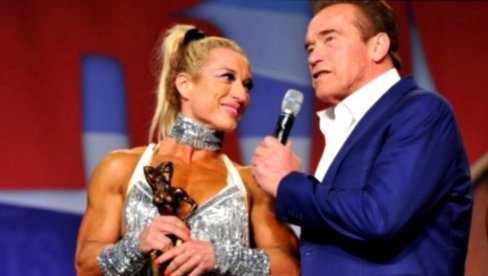 SRPKINJI PRIZNANJE OD ŠVARCENEGERA: Milica Narančić iz Siriga oborila svetski rekord u sklekovima, nagradu namenila deci oboleloj od raka SRPKINJI PRIZNANJE OD ŠVARCENEGERA: Milica Narančić iz Siriga oborila svetski rekord u sklekovima, nagradu namenila deci oboleloj od raka