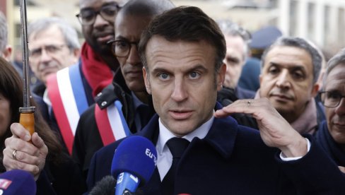 ОПАСНО ЗВЕЦКАЊЕ ОРУЖЈЕМ: Француски политичари забринути због Макронове изјаве о војној интервенцији у Украјини