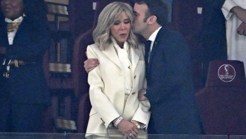 О ВУЧИЋУ МОГУ ДА ПИШУ ШТА ХОЋЕ, А У ФРАНЦУСКОЈ... Суд у Паризу осудио 10 људи због сајбер узнемиравања Макронове жене