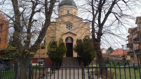 Crkvama iz gradskog budžeta dodeljeno 8,5 miliona Crkvama iz gradskog budžeta dodeljeno 8,5 miliona
