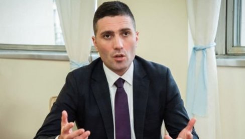 TE TERORISTE OSLOBODILI SU BLOKADERI Terzić oštro odgovorio na gnusne laži Manojlovića o predsedniku Vučiću