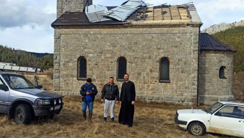 UTOČIŠTE TOKOM RATA: Saniran krov srpske svetinje u selu Preodac kod Bosanskog Grahova UTOČIŠTE TOKOM RATA: Saniran krov srpske svetinje u selu Preodac kod Bosanskog Grahova