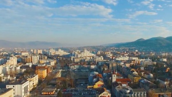 У ФОТЕЉАМА ПОЗНАТА ИМЕНА: Десет од 11 актуелних градоначелника у РС поново кандидати на локалним изборима У ФОТЕЉАМА ПОЗНАТА ИМЕНА: Десет од 11 актуелних градоначелника у РС поново кандидати на локалним изборима
