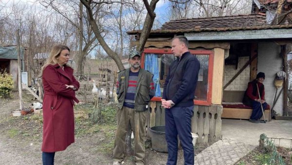 ПРВО ДОКУМЕНТА, ПА СТРУЈА: Комесаријат за избеглице и Град Чачак помажу породици Берић