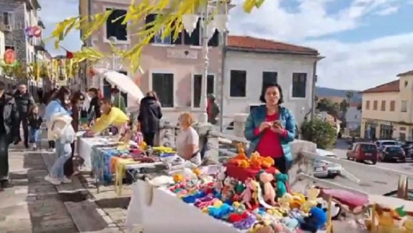 МАЛА ФЕШТА ОД НАРАНЧЕ: Промоција домаће радиности, заједништва и хуманости МАЛА ФЕШТА ОД НАРАНЧЕ: Промоција домаће радиности, заједништва и хуманости