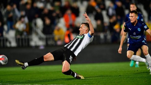 KAZNILI SU NAS, NIJEDNOM NISMO DOBRO U ODBRANI STAJALI! Trener Železničara nakon meča sa Partizanom KAZNILI SU NAS, NIJEDNOM NISMO DOBRO U ODBRANI STAJALI! Trener Železničara nakon meča sa Partizanom
