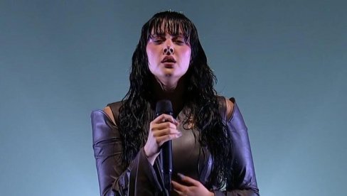 TEYA DORA IDE U MALME: Ramonda naš kandidat za Pesmu Evrovizije (FOTO/VIDEO) TEYA DORA IDE U MALME: Ramonda naš kandidat za Pesmu Evrovizije (FOTO/VIDEO)