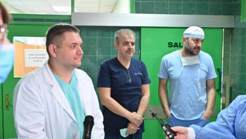 OPERIŠU I NAJTEŽE DIJAGNOZE: U lozničkoj bolnici izuzetno cene pomoć docenta dr Dušana Veličkovića iz KCS U Beogradu OPERIŠU I NAJTEŽE DIJAGNOZE: U lozničkoj bolnici izuzetno cene pomoć docenta dr Dušana Veličkovića iz KCS U Beogradu