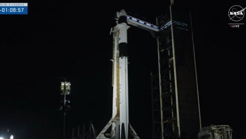 KRU DREGON POLETEO U SVEMIR: Troje Amerikanaca i Rus lansirani na ISS (VIDEO) KRU DREGON POLETEO U SVEMIR: Troje Amerikanaca i Rus lansirani na ISS (VIDEO)