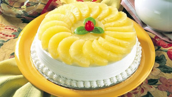 РАСПАМЕТИЋЕ ВАС УКУСОМ, А ТОПИ СЕ У УСТИМА: Тропикана колач са ананасом РАСПАМЕТИЋЕ ВАС УКУСОМ, А ТОПИ СЕ У УСТИМА: Тропикана колач са ананасом