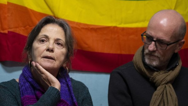 УМРЛА ЈЕДНА НАЈОПАСНИЈИХ ТЕРОРИСТКИЊА НА СВЕТУ: Била члан Црвене бригаде, учествовала у отмици и убиству премијера Италије УМРЛА ЈЕДНА НАЈОПАСНИЈИХ ТЕРОРИСТКИЊА НА СВЕТУ: Била члан Црвене бригаде, учествовала у отмици и убиству премијера Италије