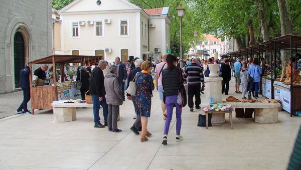 ВЕЛИКИ ТУРИСТИЧКИ ПЛАНОВИ У ТРЕБИЊУ: Конгресни туризам продужава сезону ВЕЛИКИ ТУРИСТИЧКИ ПЛАНОВИ У ТРЕБИЊУ: Конгресни туризам продужава сезону