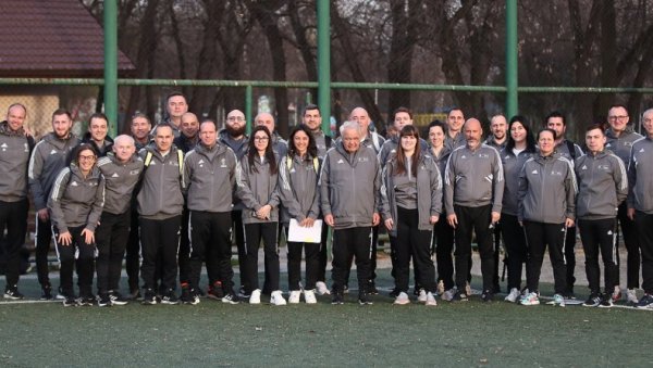 УЕФА СЕМИНАР У СТАРОЈ ПАЗОВИ: Фудбалски савез Србије домаћин колегама из Европе УЕФА СЕМИНАР У СТАРОЈ ПАЗОВИ: Фудбалски савез Србије домаћин колегама из Европе