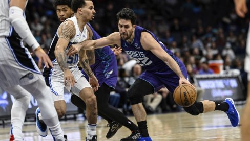 KADA VASI NE IDE, HORNETSI GUBE: Micićeva loša partija u Šarlotu, Vukčević se raspucao u NBA (VIDEO)