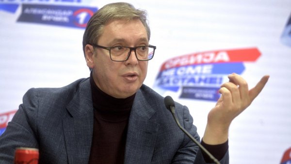 СУШТИНА ЈЕ КОГА ЋЕ ДА ПОДРЖИ НАШ НАРОД: Након овог одговора Вучић добио aплауз СУШТИНА ЈЕ КОГА ЋЕ ДА ПОДРЖИ НАШ НАРОД: Након овог одговора Вучић добио aплауз