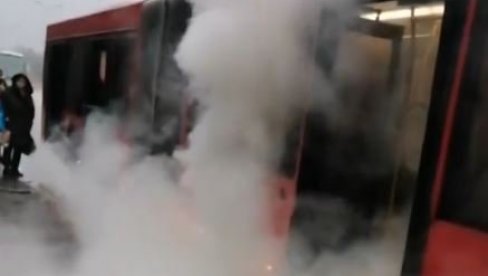 OGLASILI SE IZ MUP-a: Poznato kako je došlo do požara u autobusu 511 OGLASILI SE IZ MUP-a: Poznato kako je došlo do požara u autobusu 511