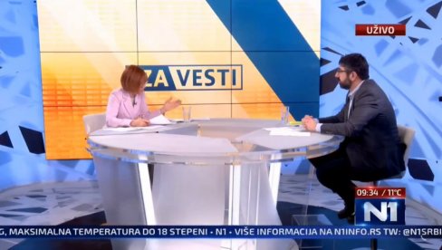 I TO TI JE HVALA! Student Lazović (44) preti Vučiću da će završiti u zatvoru - Vučić mu olakšao studentski život kao niko (VIDEO) I TO TI JE HVALA! Student Lazović (44) preti Vučiću da će završiti u zatvoru - Vučić mu olakšao studentski život kao niko (VIDEO)