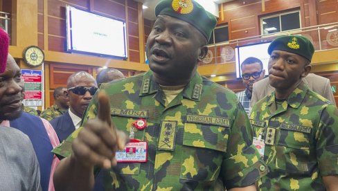 OTETO VIŠE OD 100 ĐAKA: DŽihadisti upali u školu na severu Nigerije OTETO VIŠE OD 100 ĐAKA: DŽihadisti upali u školu na severu Nigerije
