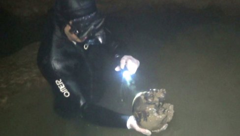 REŠENA MISTERIJA PEĆINE STARA 17 VEKOVA: Kako su umrli ljudi čiji su skeleti pronađeni u tajnim odajama REŠENA MISTERIJA PEĆINE STARA 17 VEKOVA: Kako su umrli ljudi čiji su skeleti pronađeni u tajnim odajama