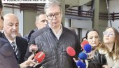 LANCET PUTIN NIKOM NIJE DAO... Vučić: Imaćemo 5000 komaraca pre kraja godine - Lagan, brz, relativno jeftin (FOTO)