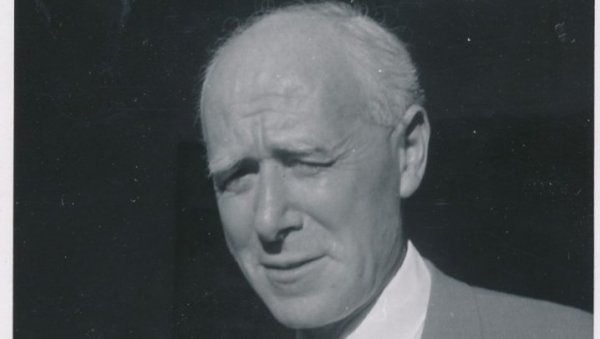 ФЕЉТОН - РУС ОСВЕТЉАВА ИСТОРИЈУ СТАРИХ СРПСКИХ ВЛАДАРА: Степан Куљбакин је проучаво структуру језика Мирослављевог и Вукановог јеванђеља ФЕЉТОН - РУС ОСВЕТЉАВА ИСТОРИЈУ СТАРИХ СРПСКИХ ВЛАДАРА: Степан Куљбакин је проучаво структуру језика Мирослављевог и Вукановог јеванђеља