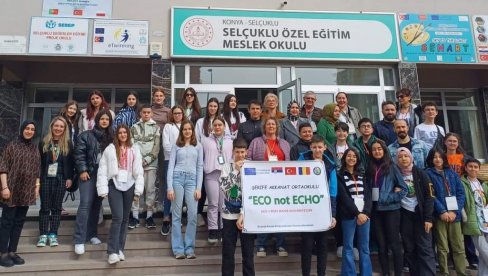 ZAVRŠENA PETODNEVNA POSETA TURSKOJ ŠKOLI: Paraćinska OŠ „Stevan Jakovljević“ u „Erazmus“ programu (FOTO) ZAVRŠENA PETODNEVNA POSETA TURSKOJ ŠKOLI: Paraćinska OŠ „Stevan Jakovljević“ u „Erazmus“ programu (FOTO)