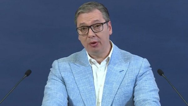 ПРЕВАРИЛИ СУ ЉУДЕ КОЈИ СУ ГЛАСАЛИ ЗА ЊИХ: Вучић - Немојте да будемо Драган Ђилас који је приморавао социјалисте да погазе своју реч ПРЕВАРИЛИ СУ ЉУДЕ КОЈИ СУ ГЛАСАЛИ ЗА ЊИХ: Вучић - Немојте да будемо Драган Ђилас који је приморавао социјалисте да погазе своју реч