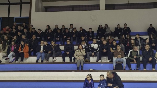 У ТРЕБИЊУ ОДРЖАНА ПРОМОЦИЈА СРЕДЊЕ ШКОЛЕ УНУТРАШЊИХ ПОСЛОВА: Другачије до дипломе, лакше до посла У ТРЕБИЊУ ОДРЖАНА ПРОМОЦИЈА СРЕДЊЕ ШКОЛЕ УНУТРАШЊИХ ПОСЛОВА: Другачије до дипломе, лакше до посла