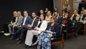 УЖИЧАНИ У БЕОГРАДУ ПРЕДСТАВИЛИ ПРОЈЕКАТ ПРЕСТОНИЦА КУЛТУРЕ 2024 Спремили 200 програма УЖИЧАНИ У БЕОГРАДУ ПРЕДСТАВИЛИ ПРОЈЕКАТ ПРЕСТОНИЦА КУЛТУРЕ 2024 Спремили 200 програма