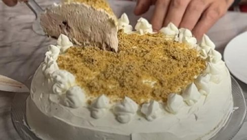 BEZ PEČENJA, SAMO SE UMUTI I GOTOVO: Torta Lenja žena pravi se za 10 minuta (VIDEO) BEZ PEČENJA, SAMO SE UMUTI I GOTOVO: Torta Lenja žena pravi se za 10 minuta (VIDEO)