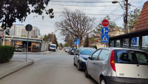 U BORČI VOZAČIMA NAPISANO 20 KAZNI: Pojedini vozači ne poštuju novu signalizaciju u tri palilulske ulice koje su postale jednosmerne U BORČI VOZAČIMA NAPISANO 20 KAZNI: Pojedini vozači ne poštuju novu signalizaciju u tri palilulske ulice koje su postale jednosmerne