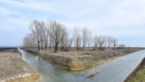 SRBIJAVODE: Neistiniti navodi Save Manojlovića, bezbednost Savskog nasipa nije ugrožena SRBIJAVODE: Neistiniti navodi Save Manojlovića, bezbednost Savskog nasipa nije ugrožena