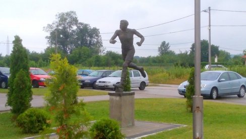 MEMORIJALNA TRKA: U čast prvog srpskog olimpijaca, zakazana za 25. maj MEMORIJALNA TRKA: U čast prvog srpskog olimpijaca, zakazana za 25. maj