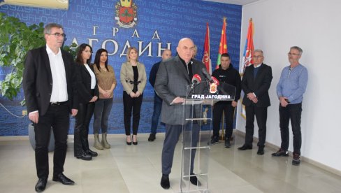 DELEGACIJA IZ JAGODINE, SA 300 ČLANOVA, OD 18. DO 20. MARTA BORAVIĆE U PRESTONICI AUSTRIJE Palma u Beč vodi i taksiste DELEGACIJA IZ JAGODINE, SA 300 ČLANOVA, OD 18. DO 20. MARTA BORAVIĆE U PRESTONICI AUSTRIJE Palma u Beč vodi i taksiste