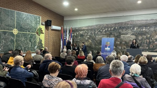 ПОТПИСАНА ЈОШ 93 УГОВОРА: За енергетску санацију у Раковици општина издвојила десет милиона динара ПОТПИСАНА ЈОШ 93 УГОВОРА: За енергетску санацију у Раковици општина издвојила десет милиона динара