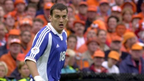 JOŠ U UŠIMA ODJEKUJE PEĐINA PREČKA IZ TULUZA: Darko Kovačević, proslavljeni golgeter naše fudbalske reprezentacije JOŠ U UŠIMA ODJEKUJE PEĐINA PREČKA IZ TULUZA: Darko Kovačević, proslavljeni golgeter naše fudbalske reprezentacije