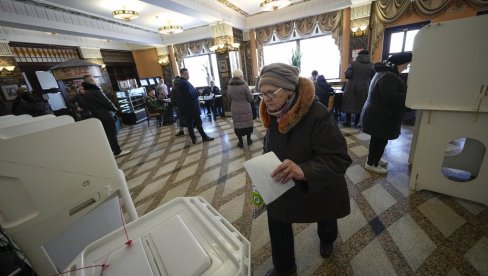 AMERIČKI POSMATRAČ: Izbori u Donbasu transparentni i pošteni AMERIČKI POSMATRAČ: Izbori u Donbasu transparentni i pošteni