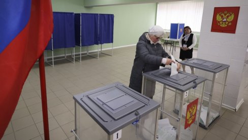 ИЗЛАЗНОСТ НА ИЗБОРИМА У РУСИЈИ ПРЕМАШИЛА 40 ОДСТО: За сада бољи показатељи него на прошлим изборима